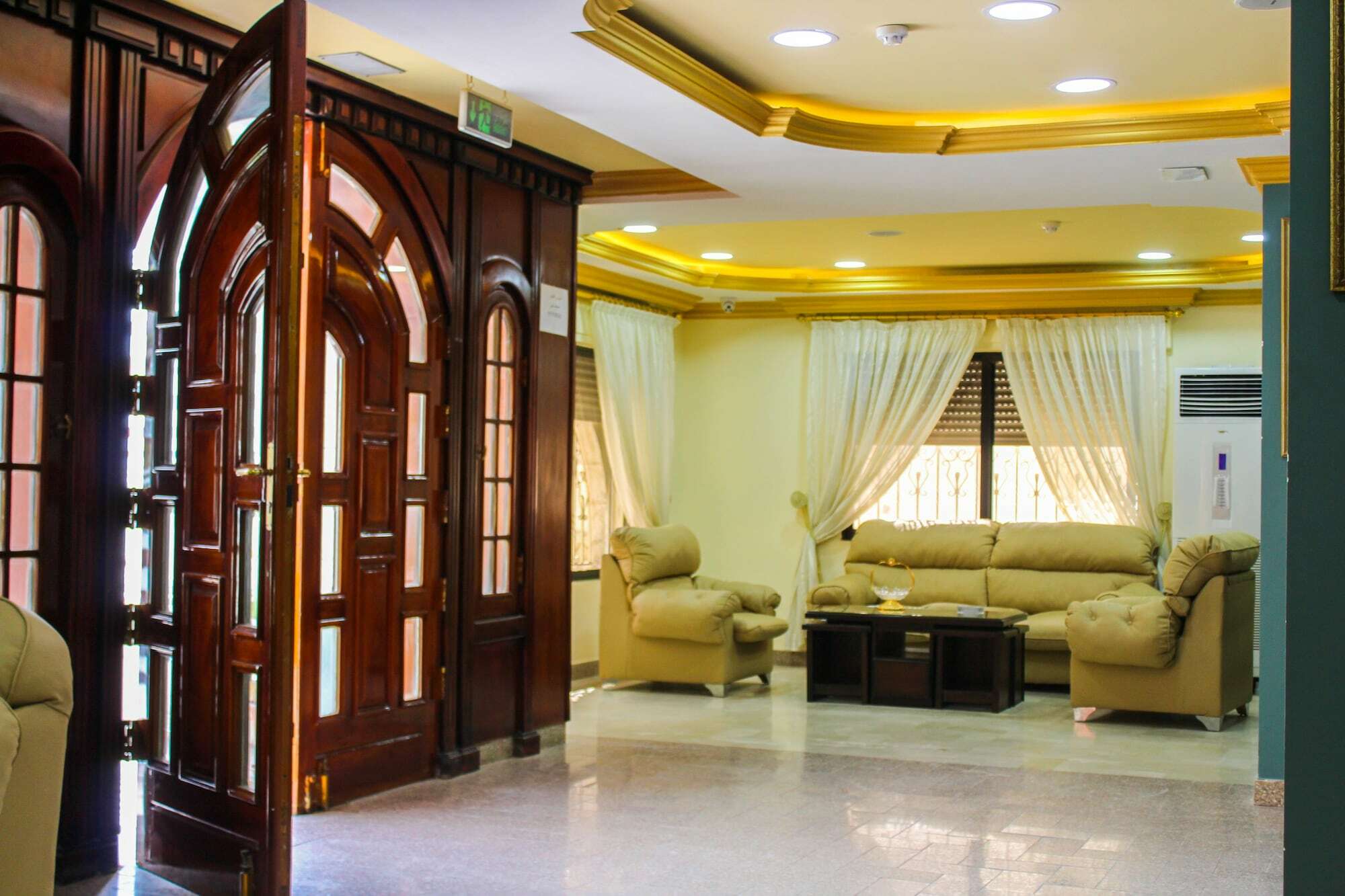 Al-Aqsa Palace Hotel فندق قصر الاقصى Rujm ash Shara'irah Ngoại thất bức ảnh